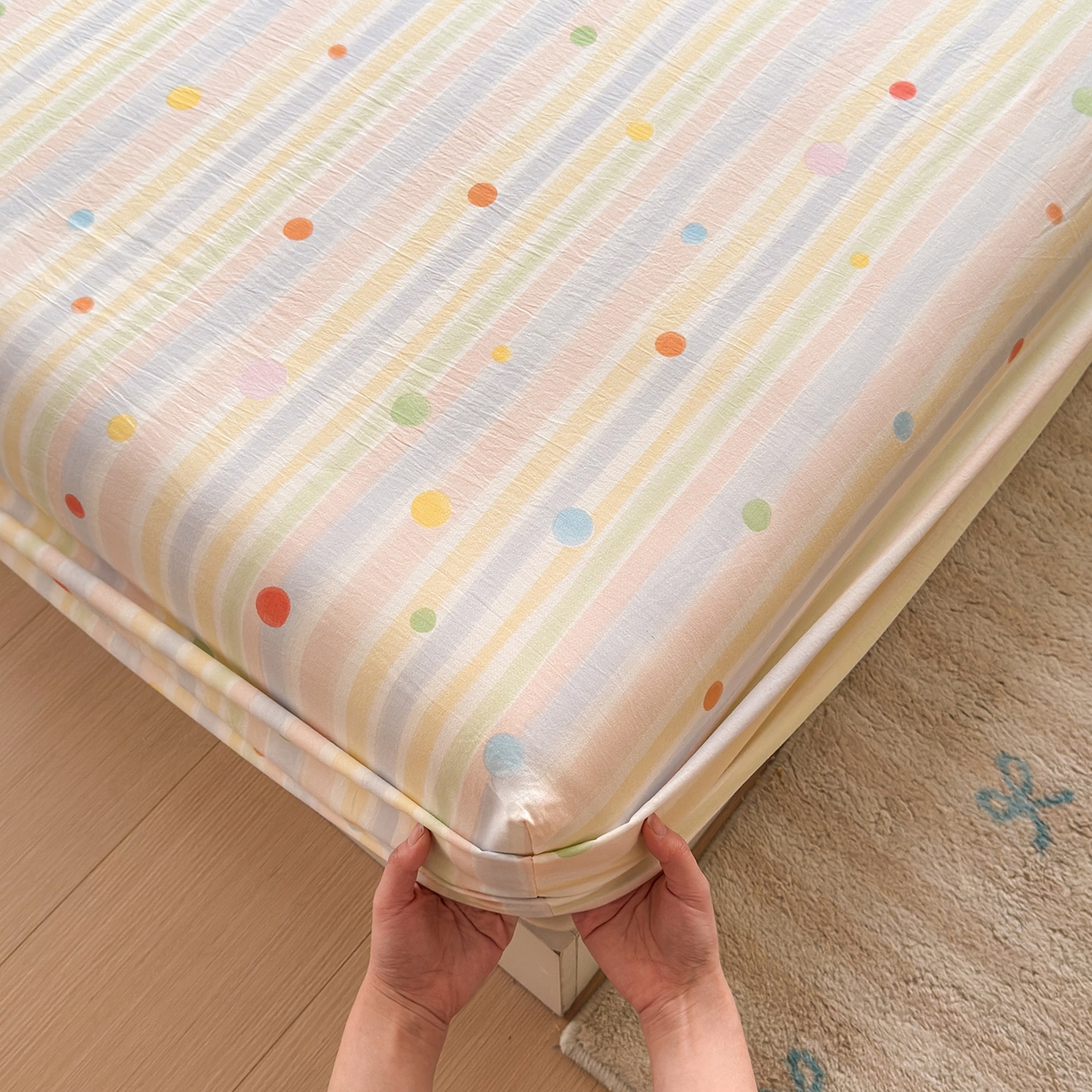 91家纺网 家纺一手货源 找家纺 沐芷 2026 【提供买家秀】古法水洗仿棉床笠席梦思床罩床垫防滑床套罩床笠三件套 彩虹跳跳糖