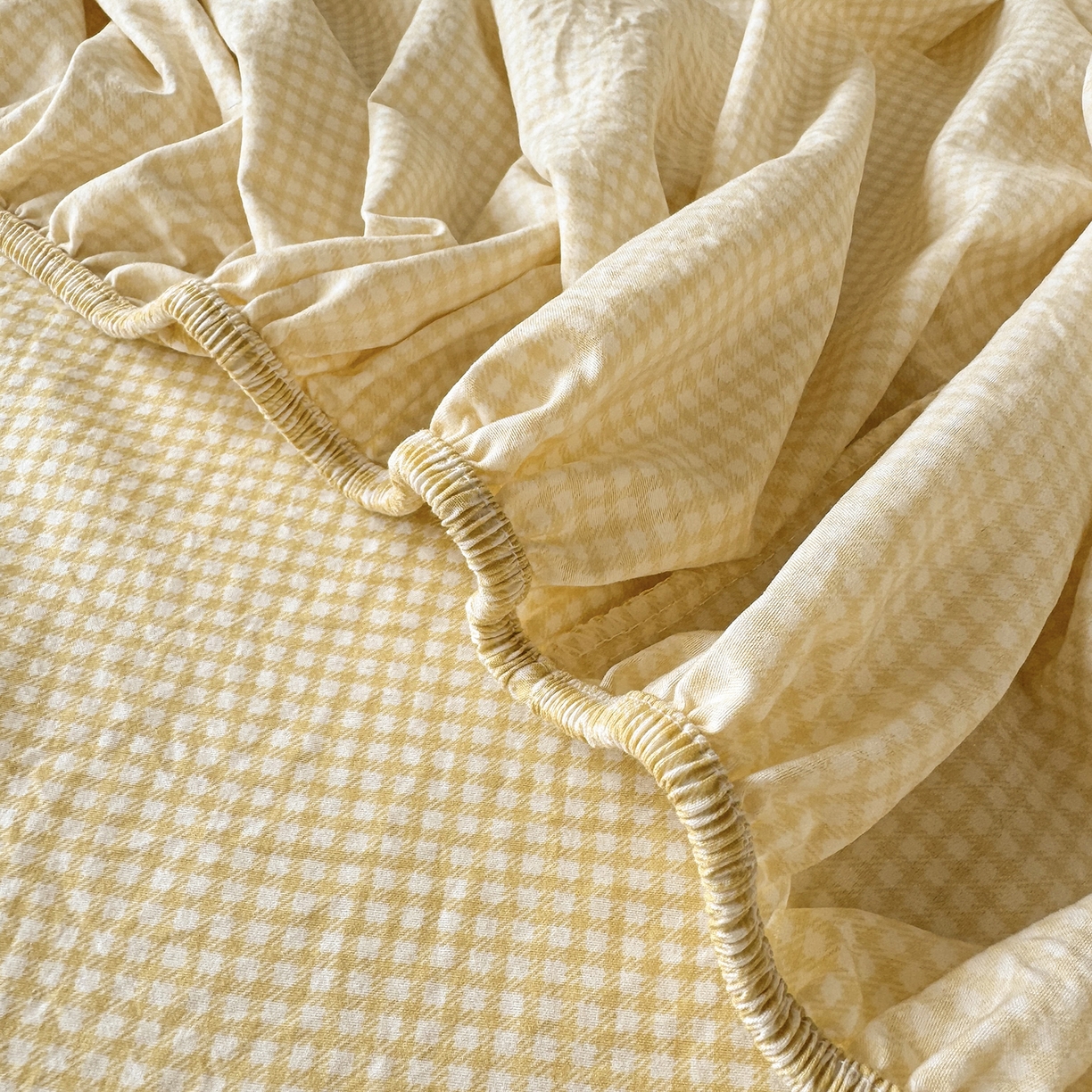 91家纺网 家纺一手货源 找家纺 沐芷 2026 【提供买家秀】古法水洗仿棉床笠席梦思床罩床垫防滑床套罩床笠三件套 迷你格-黄