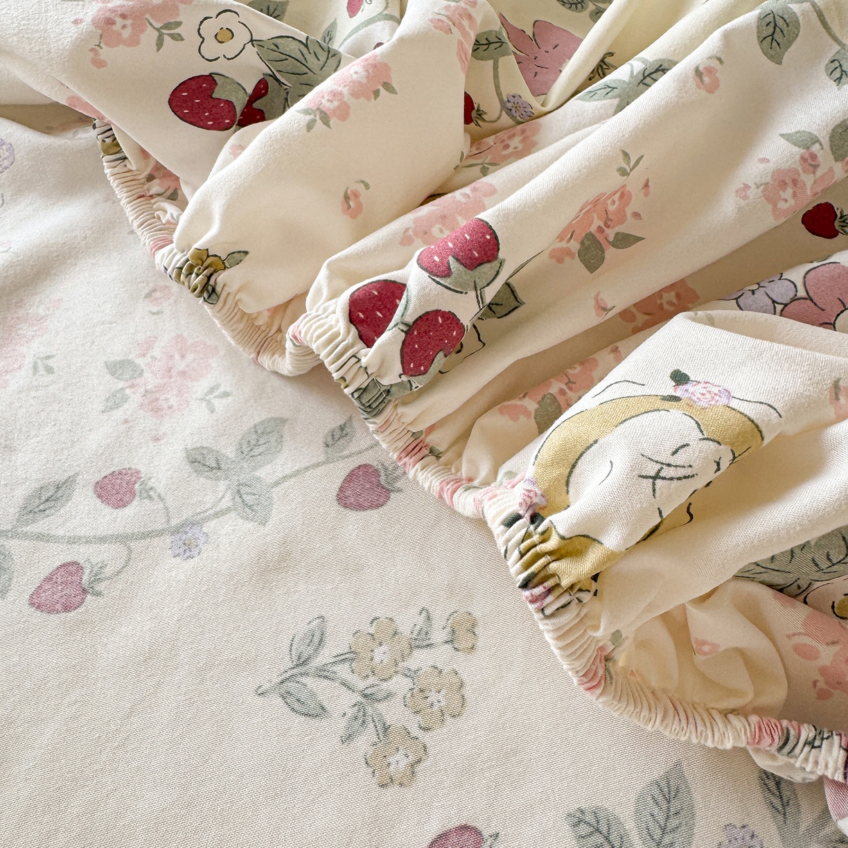 91家纺网 家纺一手货源 找家纺 沐芷 2026 【提供买家秀】古法水洗仿棉床笠席梦思床罩床垫防滑床套罩床笠三件套 奶味圆饼