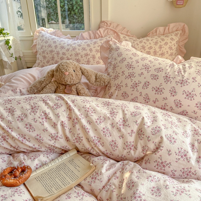 91家纺网 家纺一手货源 找家纺 柒月家居 2026新款韩系仿棉小格花边四件套 七分甜