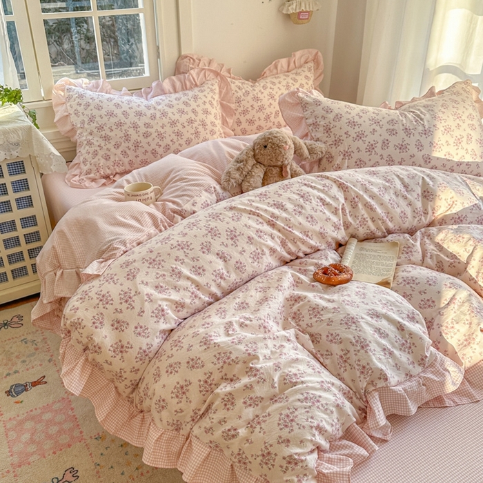 91家纺网 家纺一手货源 找家纺 柒月家居 2026新款韩系仿棉小格花边四件套 七分甜