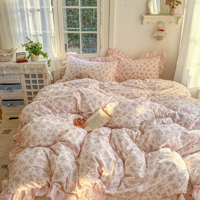 91家纺网 家纺一手货源 找家纺 柒月家居 2026新款韩系仿棉小格花边四件套 七分甜