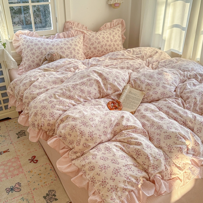 91家纺网 家纺一手货源 找家纺 柒月家居 2026新款韩系仿棉小格花边四件套 七分甜