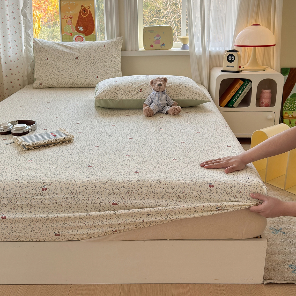 91家纺网 家纺一手货源 找家纺 沐芷 2026 【提供买家秀】古法水洗仿棉床笠席梦思床罩床垫防滑床套罩床笠三件套 樱桃物语