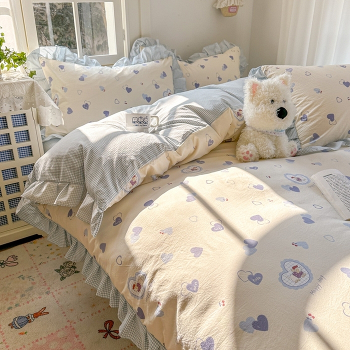 91家纺网 家纺一手货源 找家纺 柒月家居 2026新款韩系仿棉小格花边四件套 甜心狗