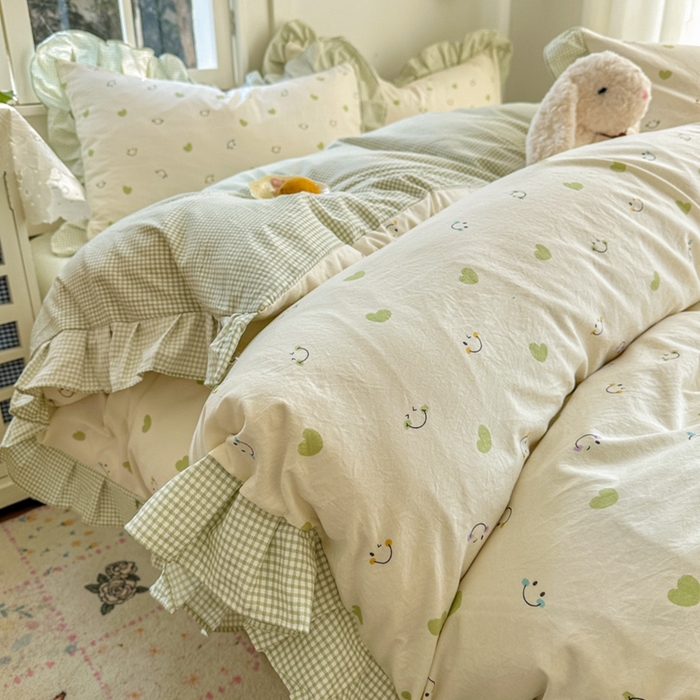 91家纺网 家纺一手货源 找家纺 柒月家居 2026新款韩系仿棉小格花边四件套 微笑