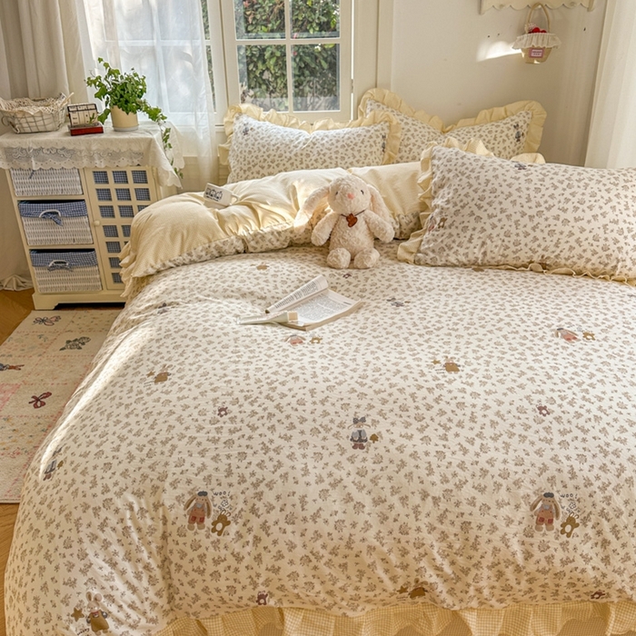 91家纺网 家纺一手货源 找家纺 柒月家居 2026新款韩系仿棉小格花边四件套 午后时光