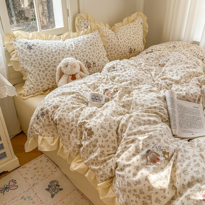 91家纺网 家纺一手货源 找家纺 柒月家居 2026新款韩系仿棉小格花边四件套 午后时光