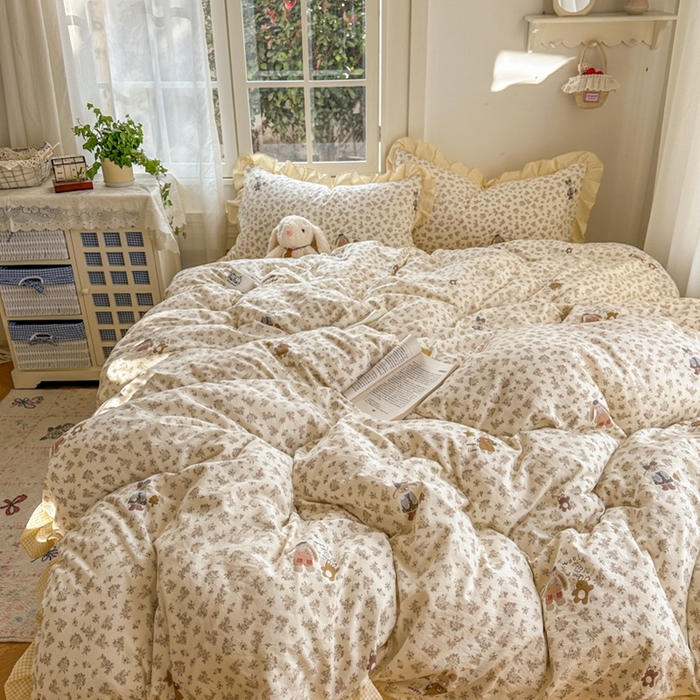 91家纺网 家纺一手货源 找家纺 柒月家居 2026新款韩系仿棉小格花边四件套 午后时光