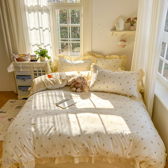 91家纺网 家纺一手货源 找家纺 柒月家居 2026新款韩系仿棉小格花边四件套 小柠檬