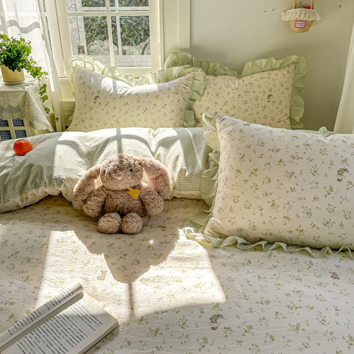 91家纺网 家纺一手货源 找家纺 柒月家居 2026新款韩系仿棉小格花边四件套 叶初开