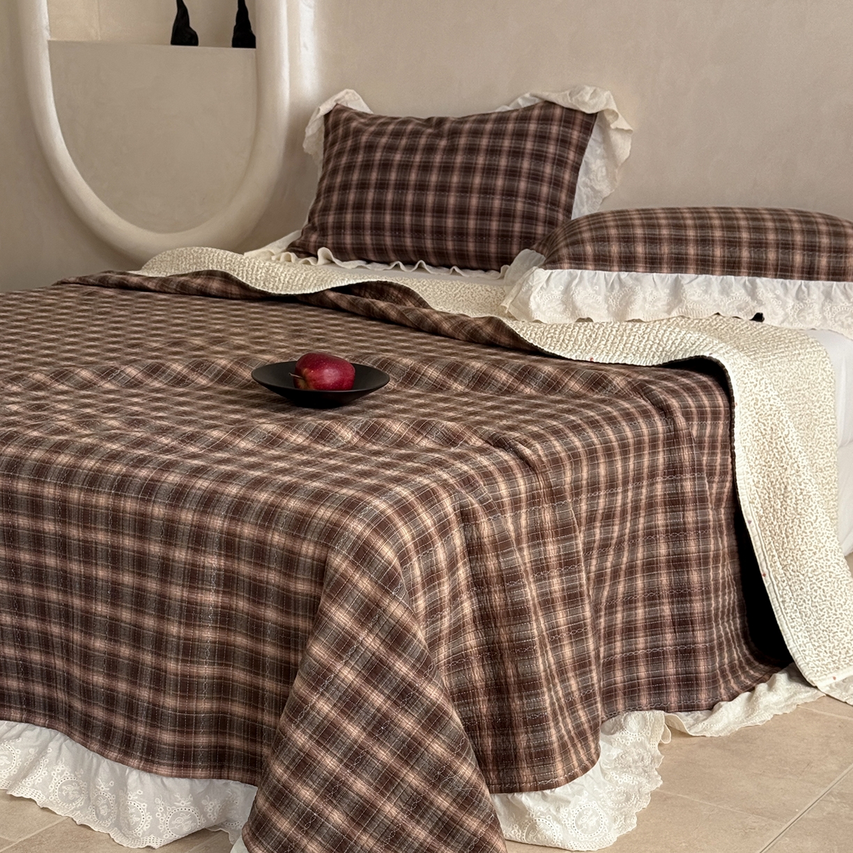 床盖工厂店 2026新款法式复古花边款新疆棉花床盖四件套 米兰咖