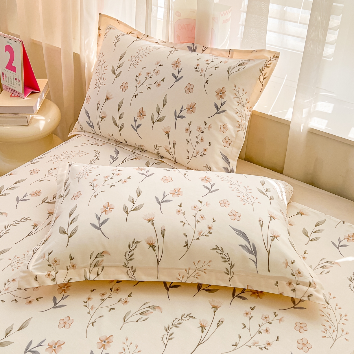 91家纺网 家纺一手货源 找家纺 珂博家纺 2026新款12868全棉纯棉小清新印花系列枕套单件单枕套 花枝印象