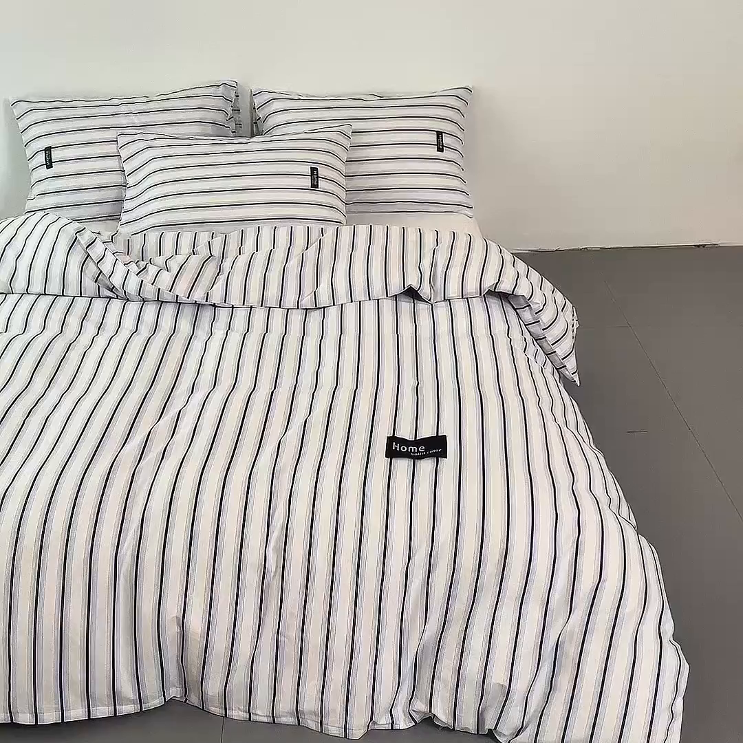 91家纺网 家纺一手货源 找家纺 兰紫橙家纺 2026新款简约风全棉条纹四件套 白芷