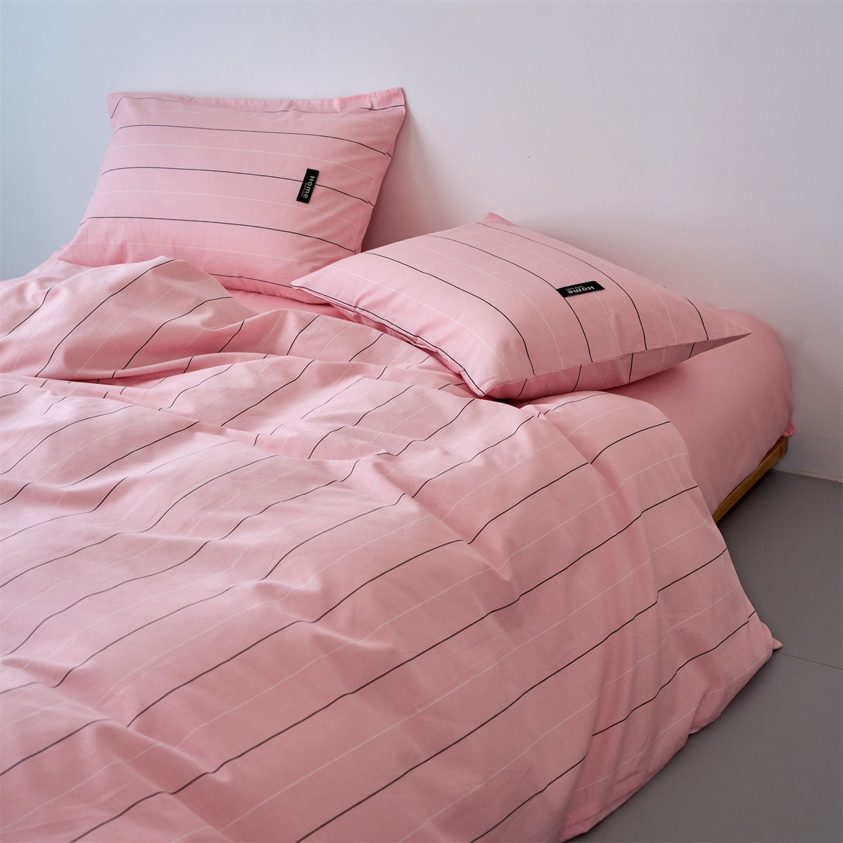 91家纺网 家纺一手货源 找家纺 兰紫橙家纺 2026新款简约风全棉条纹四件套 百薇