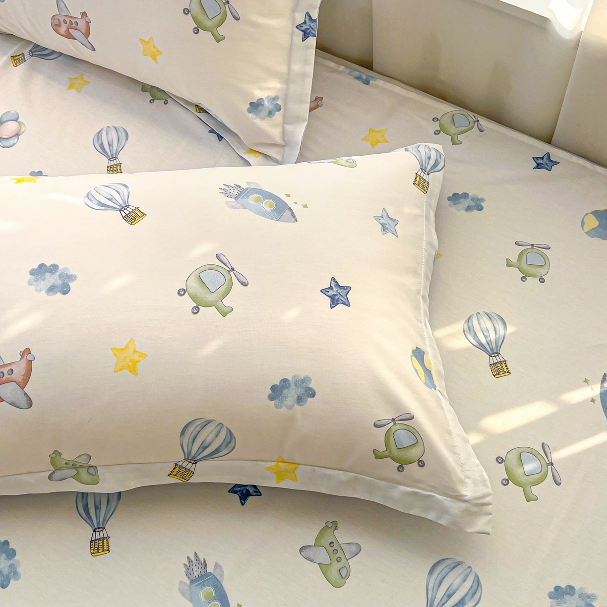 91家纺网 家纺一手货源 找家纺 珂博家纺 2026新款12868全棉纯棉小清新印花系列枕套单件单枕套 星辰大海