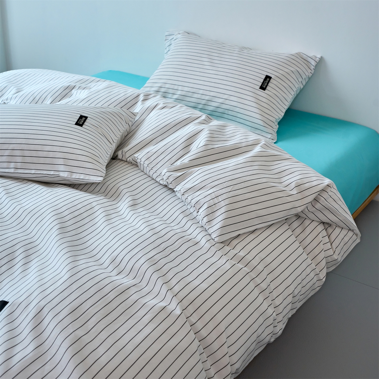 91家纺网 家纺一手货源 找家纺 兰紫橙家纺 2026新款简约风全棉条纹四件套 北海道