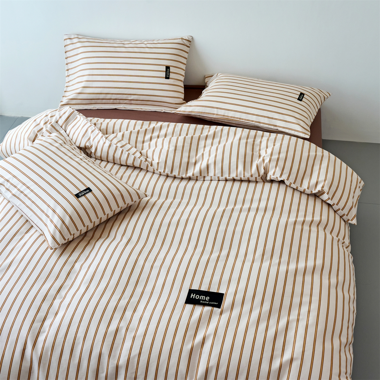 91家纺网 家纺一手货源 找家纺 兰紫橙家纺 2026新款简约风全棉条纹四件套 川谷