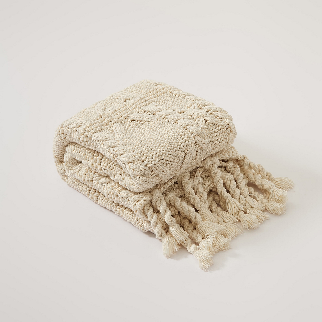 91家纺网 家纺一手货源 找家纺 （总）暖绵绵家纺 2026新款几何编制温柔米色流苏针织毯-艾岚珍（本款券后/折后零售价不得低于330元）