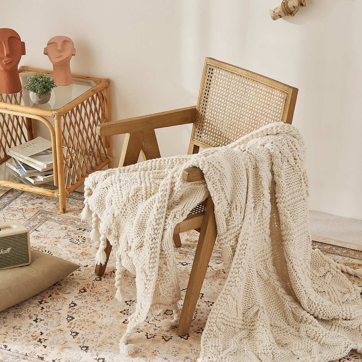 91家纺网 家纺一手货源 找家纺 （总）暖绵绵家纺 2026新款几何编制温柔米色流苏针织毯-艾岚珍（本款券后/折后零售价不得低于330元）