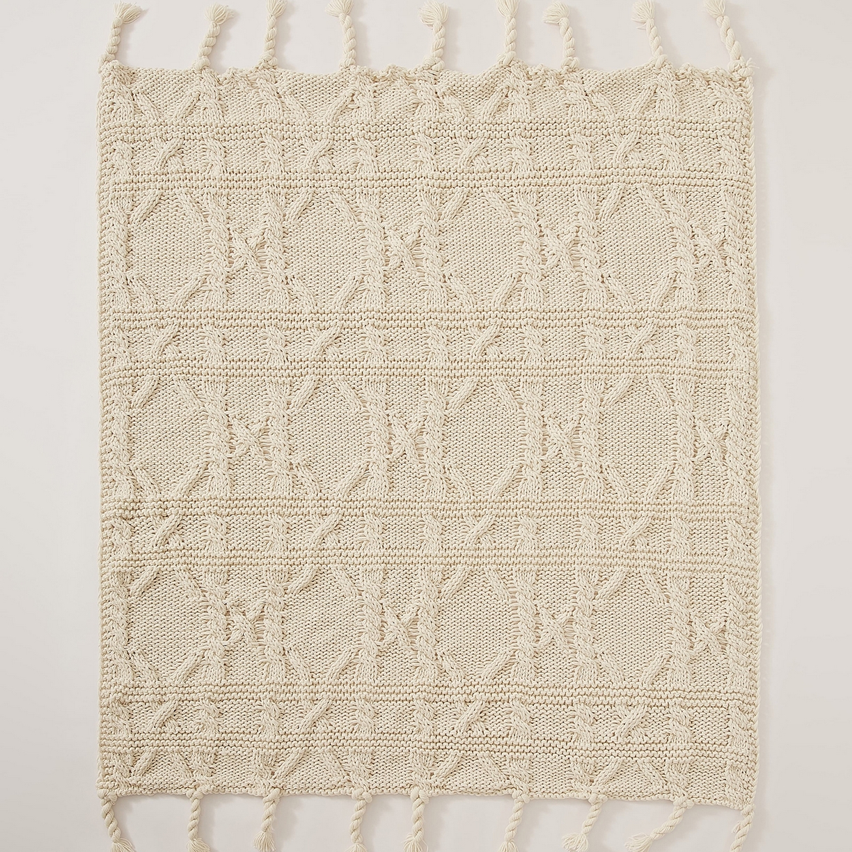 91家纺网 家纺一手货源 找家纺 （总）暖绵绵家纺 2026新款几何编制温柔米色流苏针织毯-艾岚珍（本款券后/折后零售价不得低于330元）