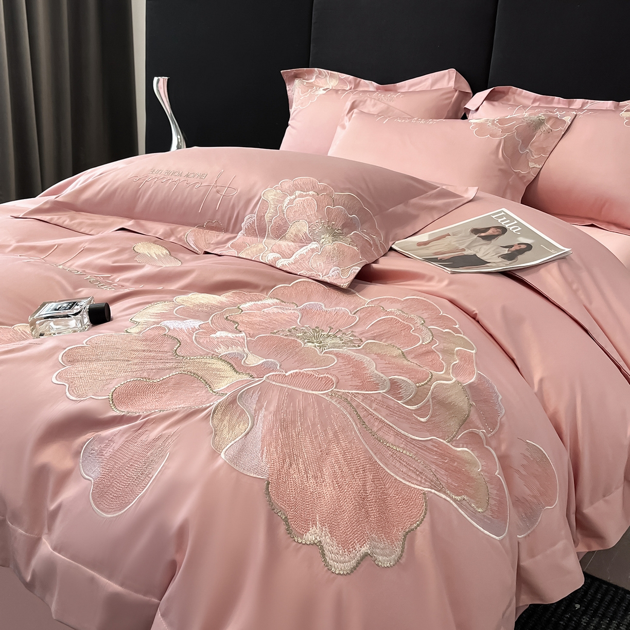 91家纺网 家纺一手货源 找家纺 置顶家纺 2026新款花间集刺绣小清新系列四件套 花间集-浅豆沙