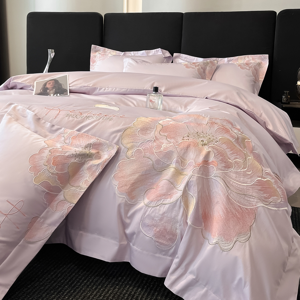 91家纺网 家纺一手货源 找家纺 置顶家纺 2026新款花间集刺绣小清新系列四件套 花间集-香芋紫