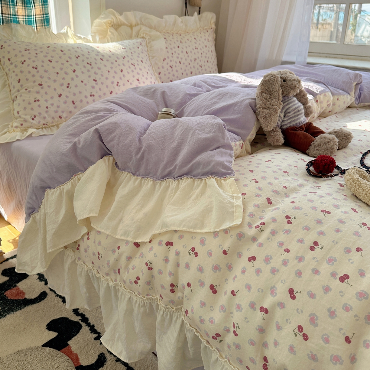 91家纺网 家纺一手货源 找家纺 顾里家纺 2026新款春日碎花大花边云感棉四件套（床笠属于定制 后期不予退换） 豹纹樱桃