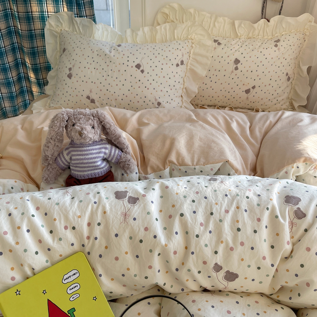 91家纺网 家纺一手货源 找家纺 顾里家纺 2026新款春日碎花大花边云感棉四件套（床笠属于定制 后期不予退换） 彩点小熊