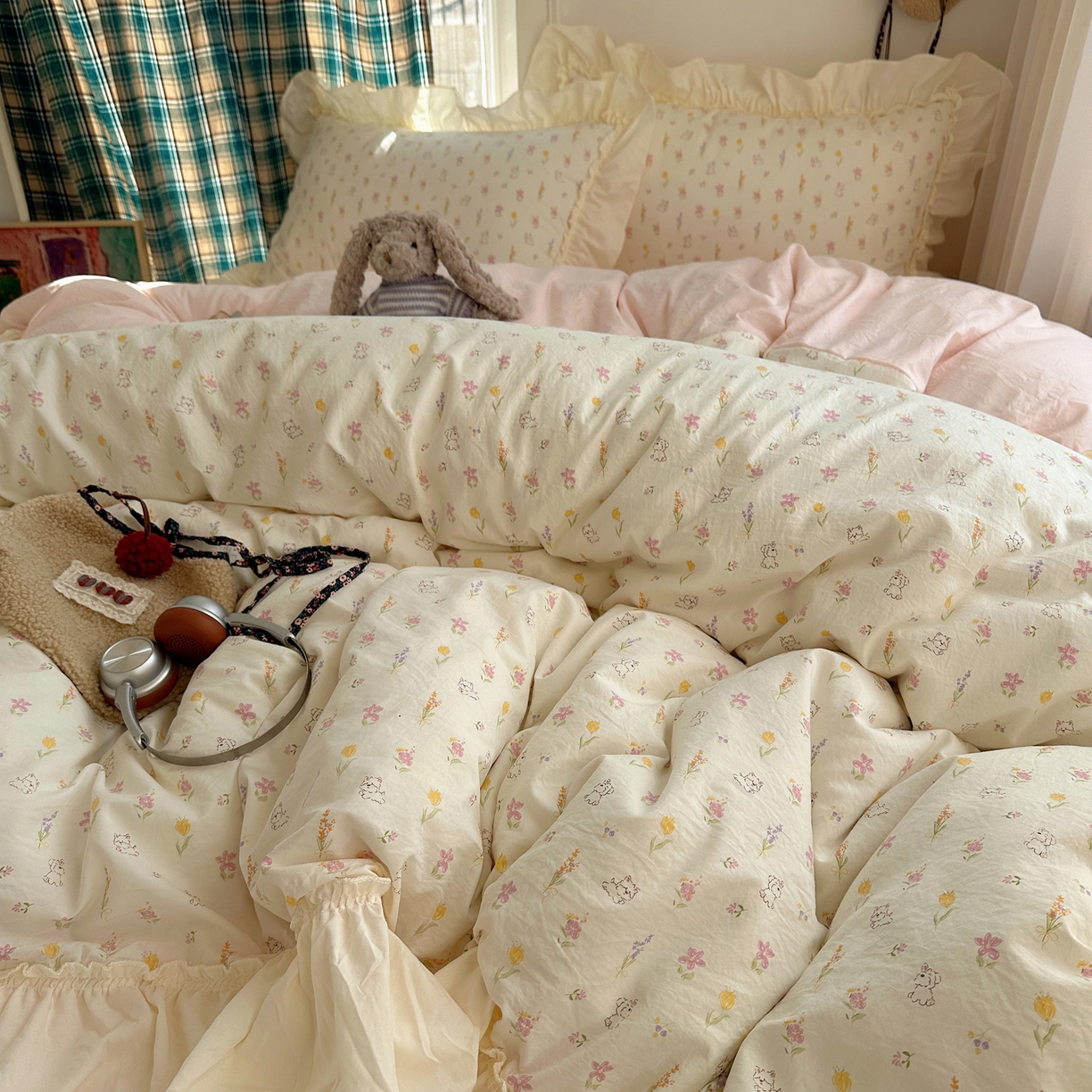 91家纺网 家纺一手货源 找家纺 顾里家纺 2026新款春日碎花大花边云感棉四件套（床笠属于定制 后期不予退换） 风铃西高地