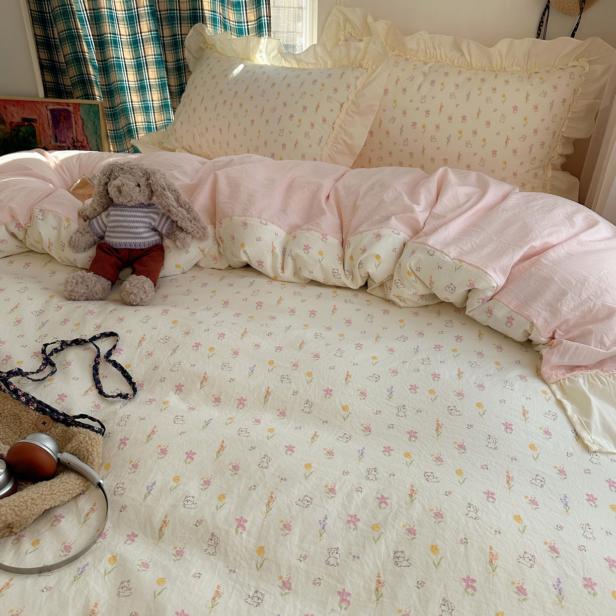 91家纺网 家纺一手货源 找家纺 顾里家纺 2026新款春日碎花大花边云感棉四件套（床笠属于定制 后期不予退换） 风铃西高地