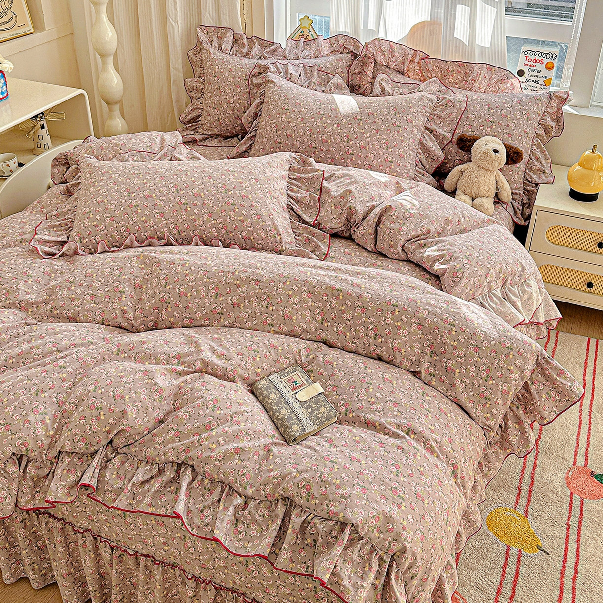 91家纺网 家纺一手货源 找家纺 （总）家维家纺 2026新款(常年不断货）韩式花边复古棉感床盖四件套 提供买家秀