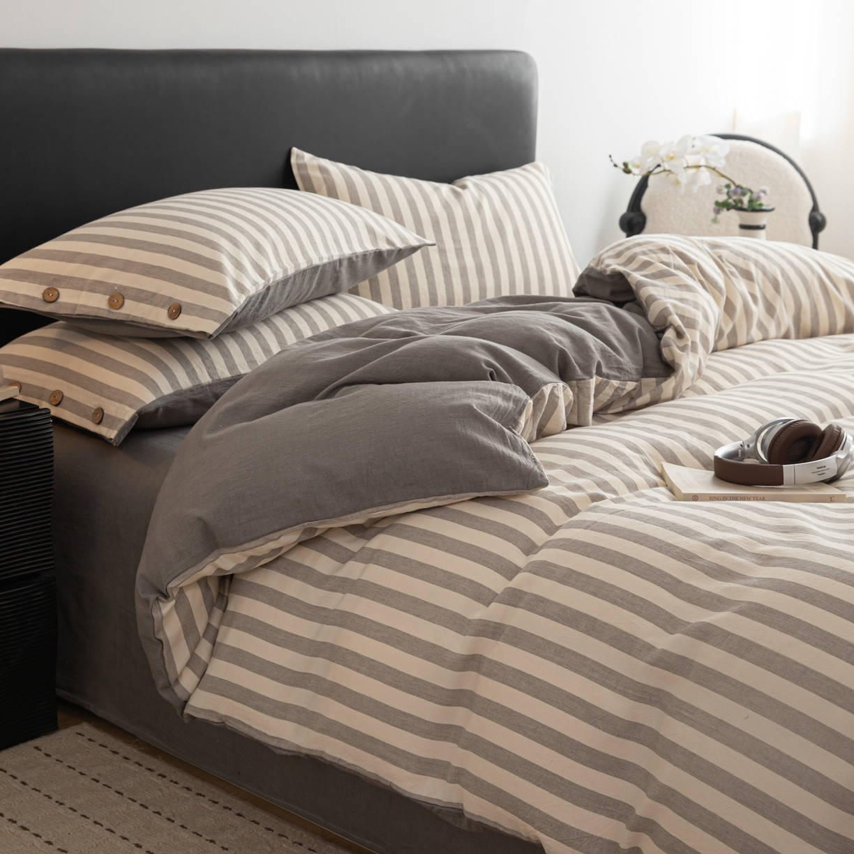 91家纺网 家纺一手货源 找家纺 简宜家居（朝初家纺） 2026新款棉麻四件套-条纹格子系列 麻灰-暖梦