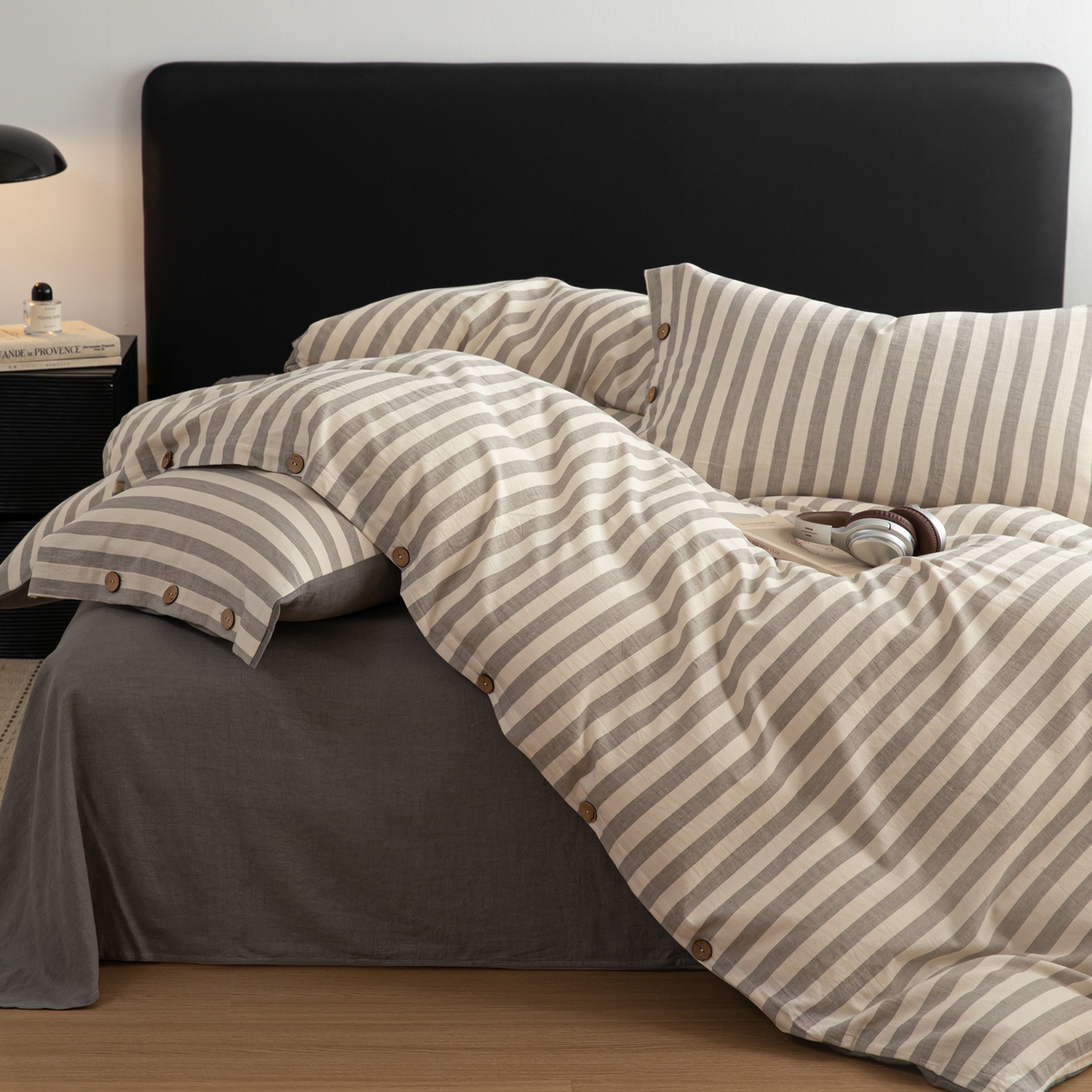 91家纺网 家纺一手货源 找家纺 简宜家居（朝初家纺） 2026新款棉麻四件套-条纹格子系列 麻灰-暖梦