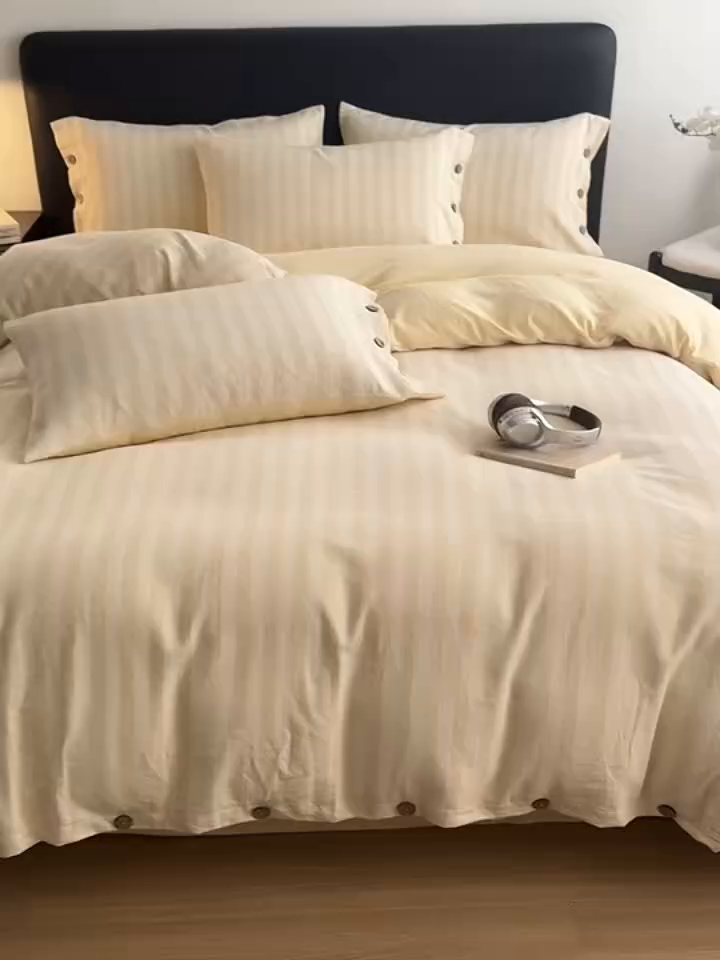 91家纺网 家纺一手货源 找家纺 简宜家居（朝初家纺） 2026新款棉麻四件套-条纹格子系列 黄条-暖梦