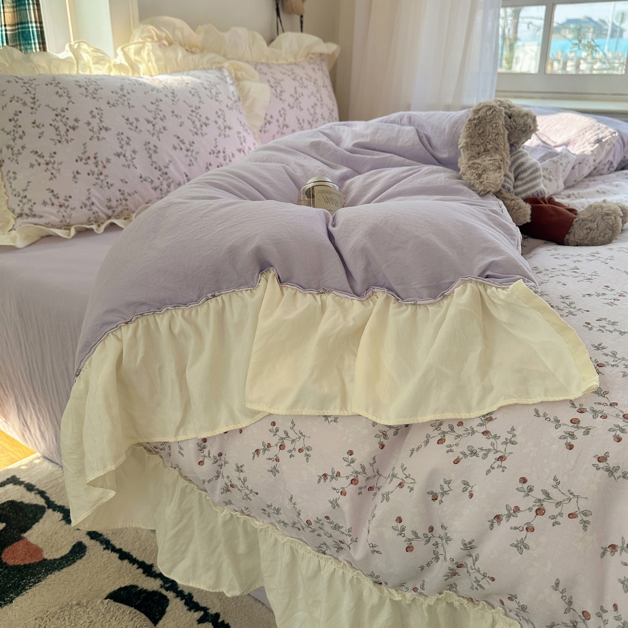 91家纺网 家纺一手货源 找家纺 顾里家纺 2026新款春日碎花大花边云感棉四件套（床笠属于定制 后期不予退换） 星辰花