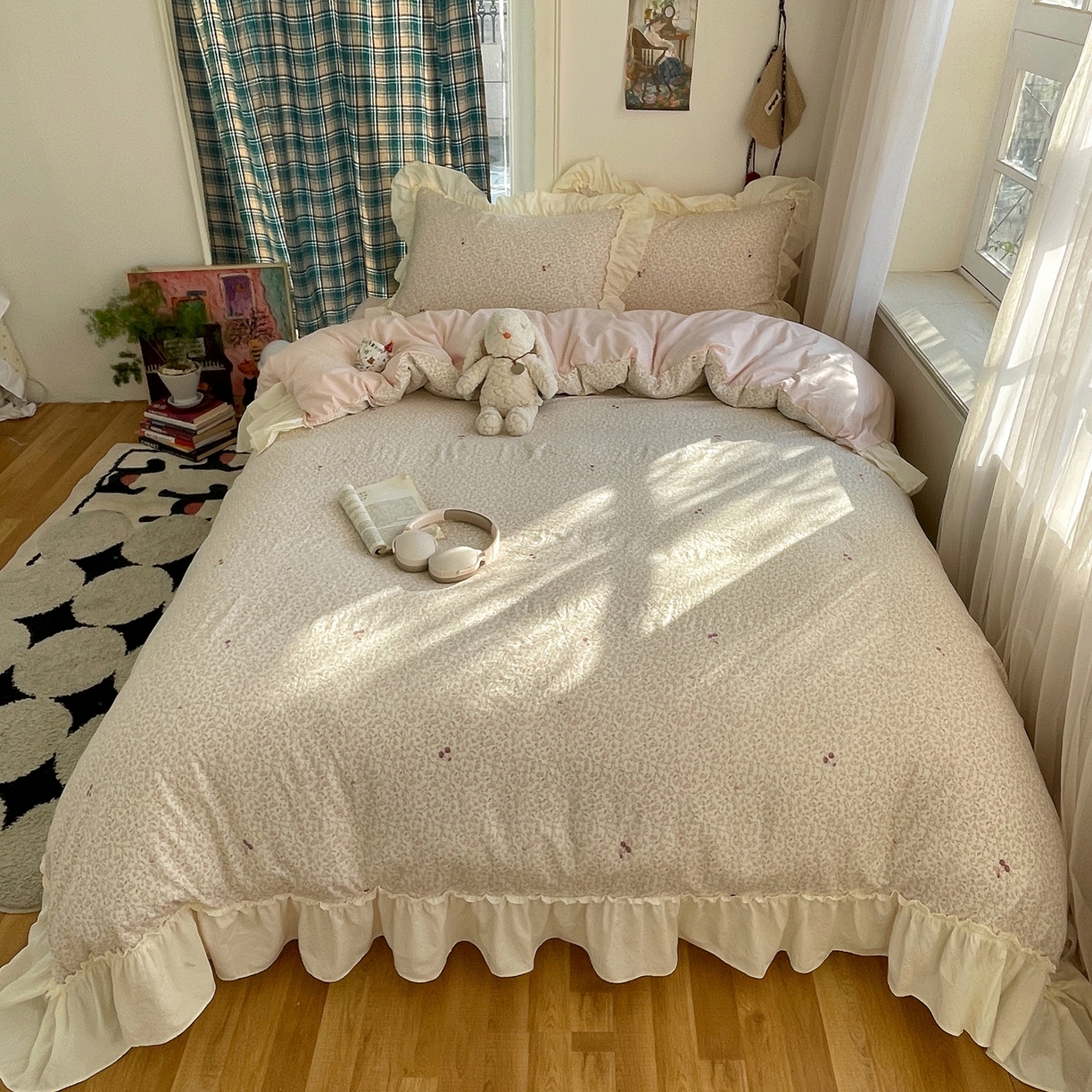 91家纺网 家纺一手货源 找家纺 顾里家纺 2026新款春日碎花大花边云感棉四件套（床笠属于定制 后期不予退换） 樱桃花