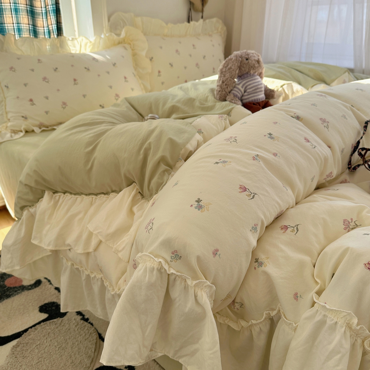 91家纺网 家纺一手货源 找家纺 顾里家纺 2026新款春日碎花大花边云感棉四件套（床笠属于定制 后期不予退换） 虞美人