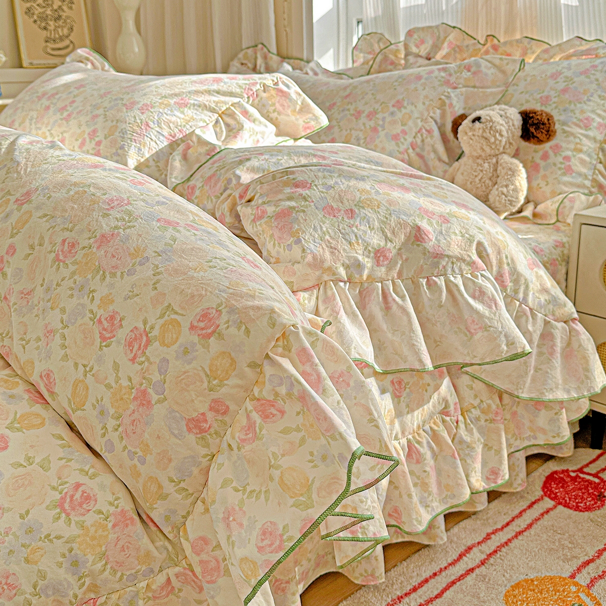 91家纺网 家纺一手货源 找家纺 家维家纺 2026新款(常年不断货）韩式双层花边复古棉感床盖四件套 春日礼盒