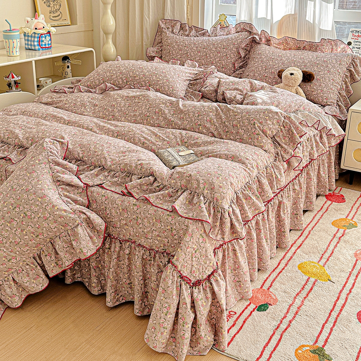 91家纺网 家纺一手货源 找家纺 家维家纺 2026新款(常年不断货）韩式双层花边复古棉感床盖四件套 花园