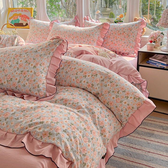 91家纺网 家纺一手货源 找家纺 莱越家纺 2026新款A类仿棉四件套古法水洗棉法式工艺花边四件套 爱丽丝-蓝