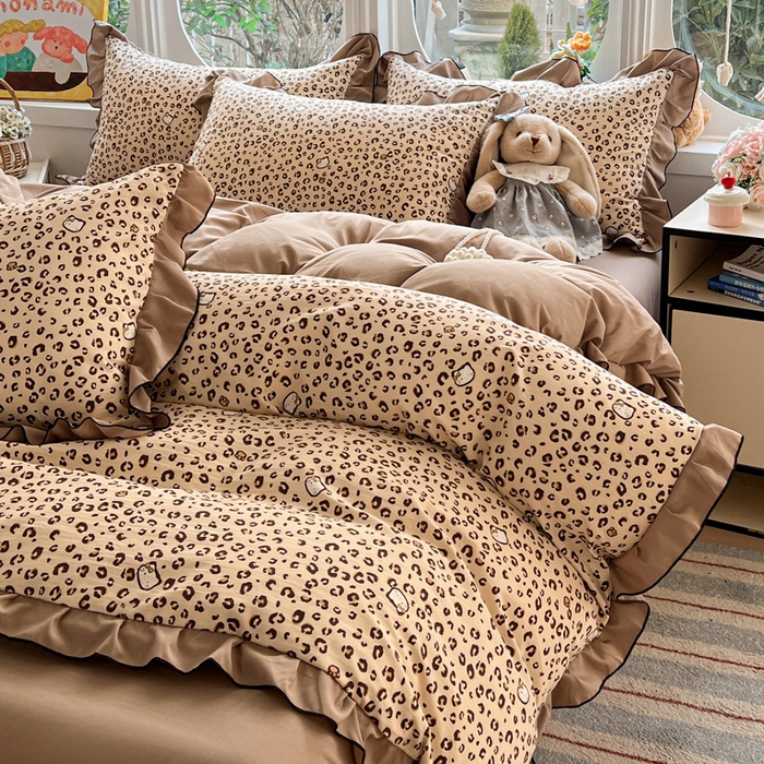 91家纺网 家纺一手货源 找家纺 （总）莱越家纺 2026新款A类仿棉四件套古法水洗棉法式工艺花边四件套