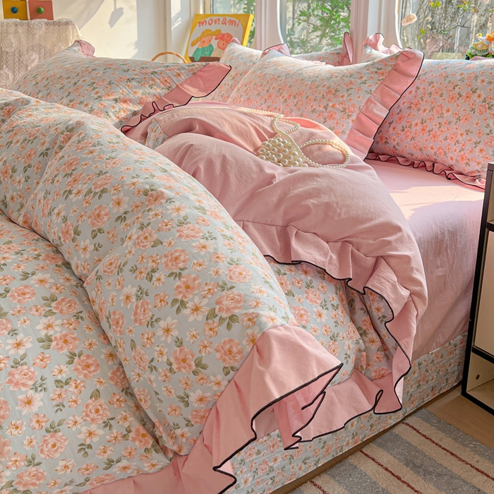 91家纺网 家纺一手货源 找家纺 莱越家纺 2026新款A类仿棉四件套古法水洗棉法式工艺花边四件套 爱丽丝-蓝