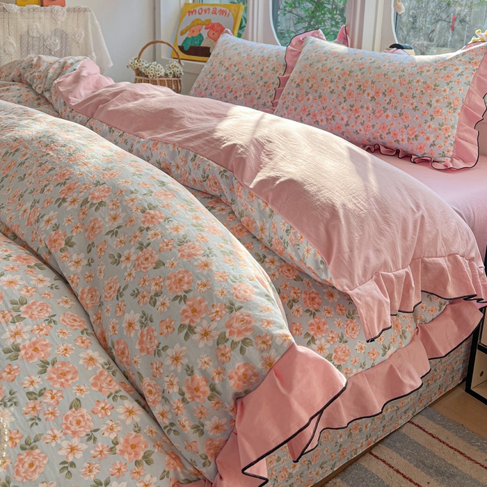 91家纺网 家纺一手货源 找家纺 莱越家纺 2026新款A类仿棉四件套古法水洗棉法式工艺花边四件套 爱丽丝-蓝