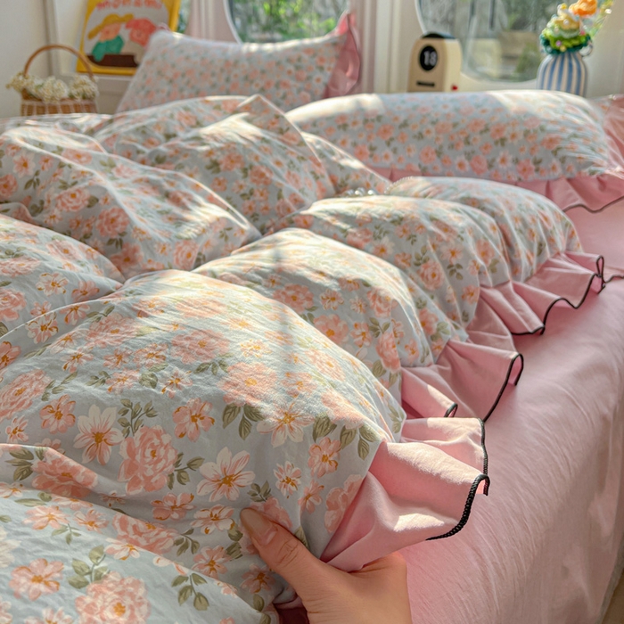 91家纺网 家纺一手货源 找家纺 莱越家纺 2026新款A类仿棉四件套古法水洗棉法式工艺花边四件套 爱丽丝-蓝