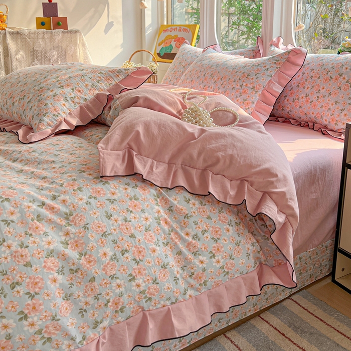 91家纺网 家纺一手货源 找家纺 莱越家纺 2026新款A类仿棉四件套古法水洗棉法式工艺花边四件套 爱丽丝-蓝