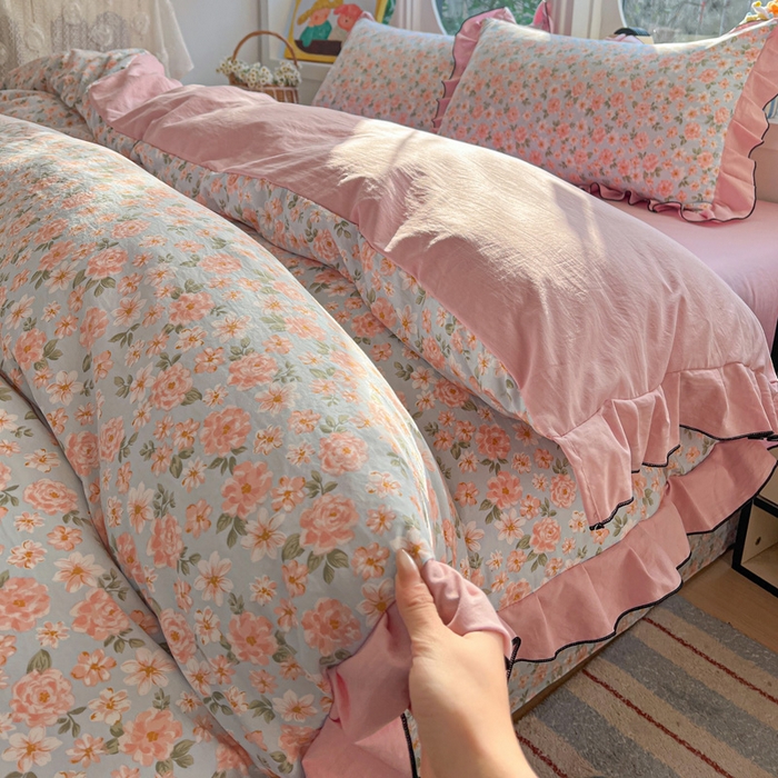 91家纺网 家纺一手货源 找家纺 莱越家纺 2026新款A类仿棉四件套古法水洗棉法式工艺花边四件套 爱丽丝-蓝