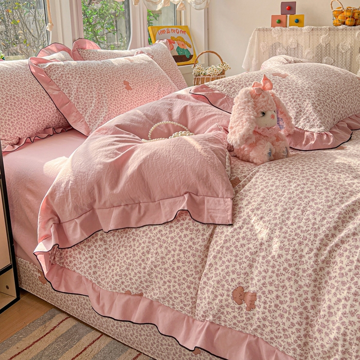 91家纺网 家纺一手货源 找家纺 莱越家纺 2026新款A类仿棉四件套古法水洗棉法式工艺花边四件套 呆萌狗