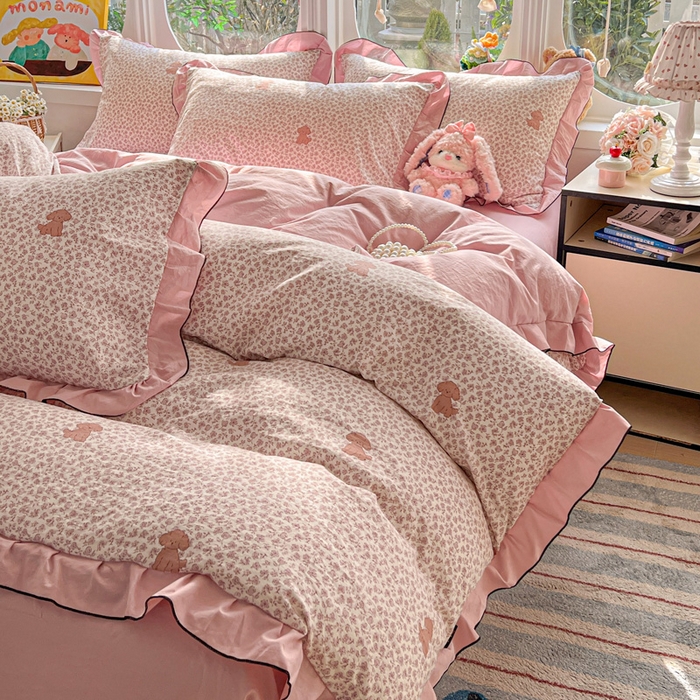 91家纺网 家纺一手货源 找家纺 莱越家纺 2026新款A类仿棉四件套古法水洗棉法式工艺花边四件套 呆萌狗