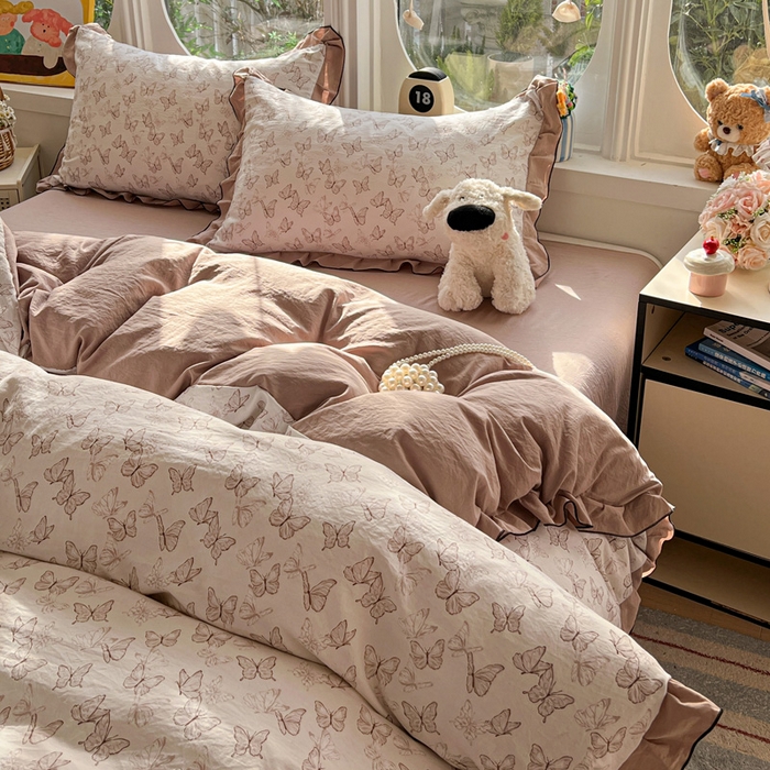 91家纺网 家纺一手货源 找家纺 莱越家纺 2026新款A类仿棉四件套古法水洗棉法式工艺花边四件套 蝴蝶纷飞